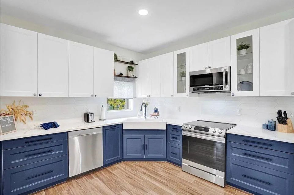 2622 NE 27TH AVENUE Lighthouse Point, FL 33064