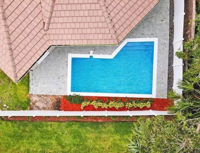 2622 NE 27TH AVENUE Lighthouse Point, FL 33064