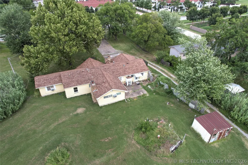 2435 W Omaha Street Broken Arrow, OK 74012