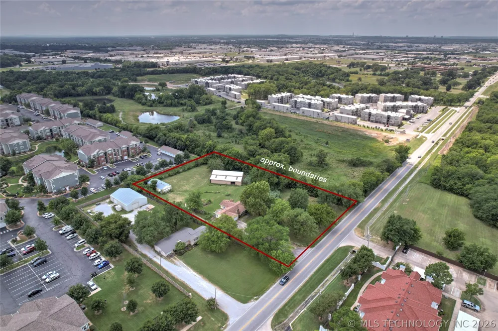 2435 W Omaha Street Broken Arrow, OK 74012