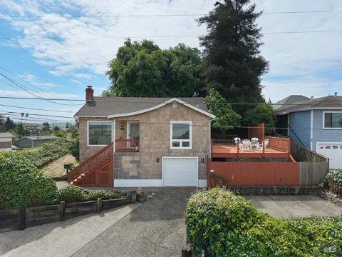 199 Harrier Avenue