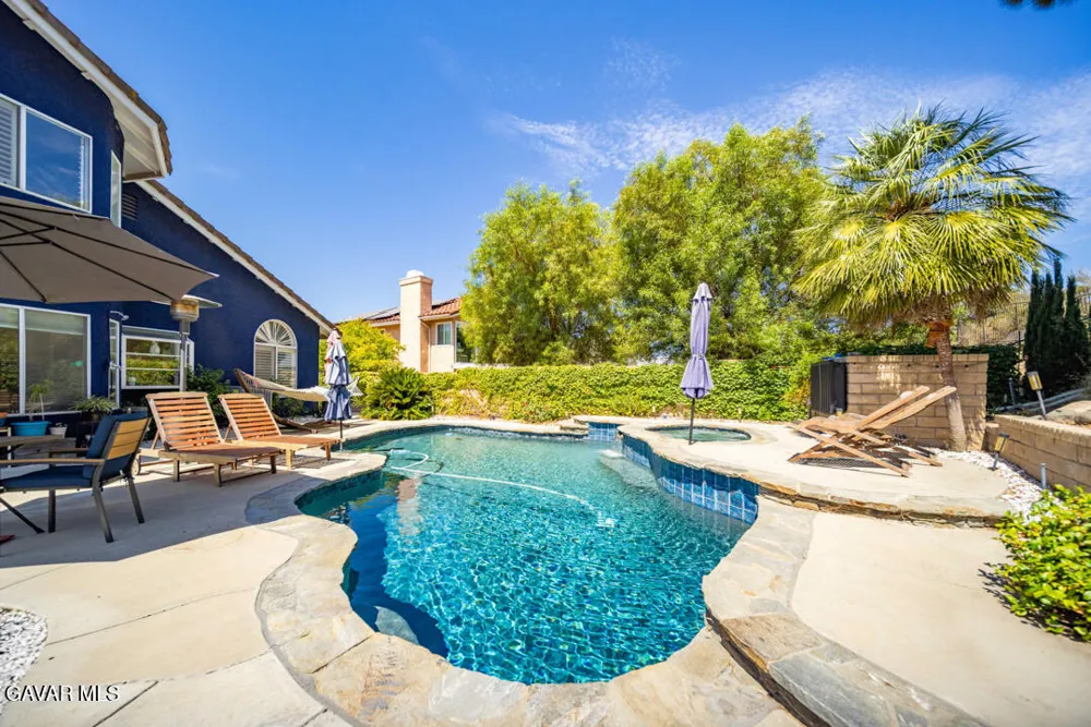 22237 Birmingham Place Santa Clarita, CA 91350