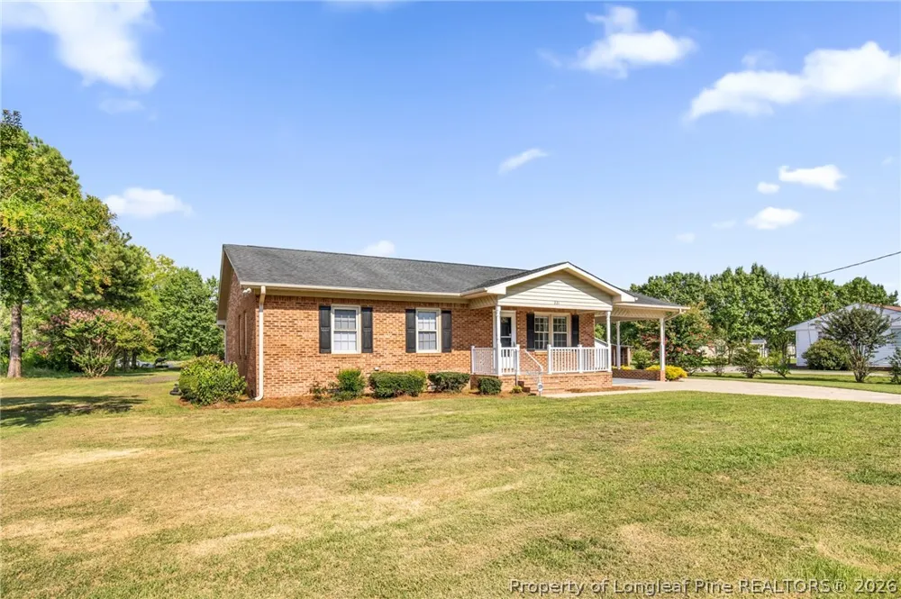 221 Old Baker Road Maxton, NC 28364