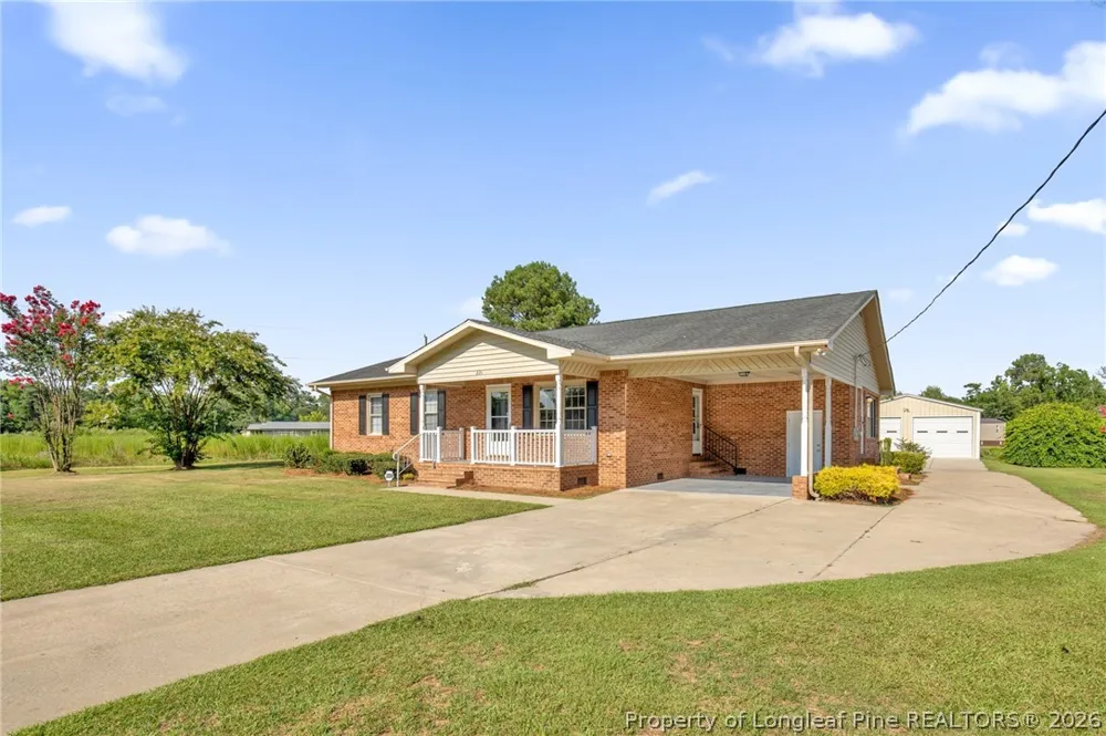 221 Old Baker Road Maxton, NC 28364