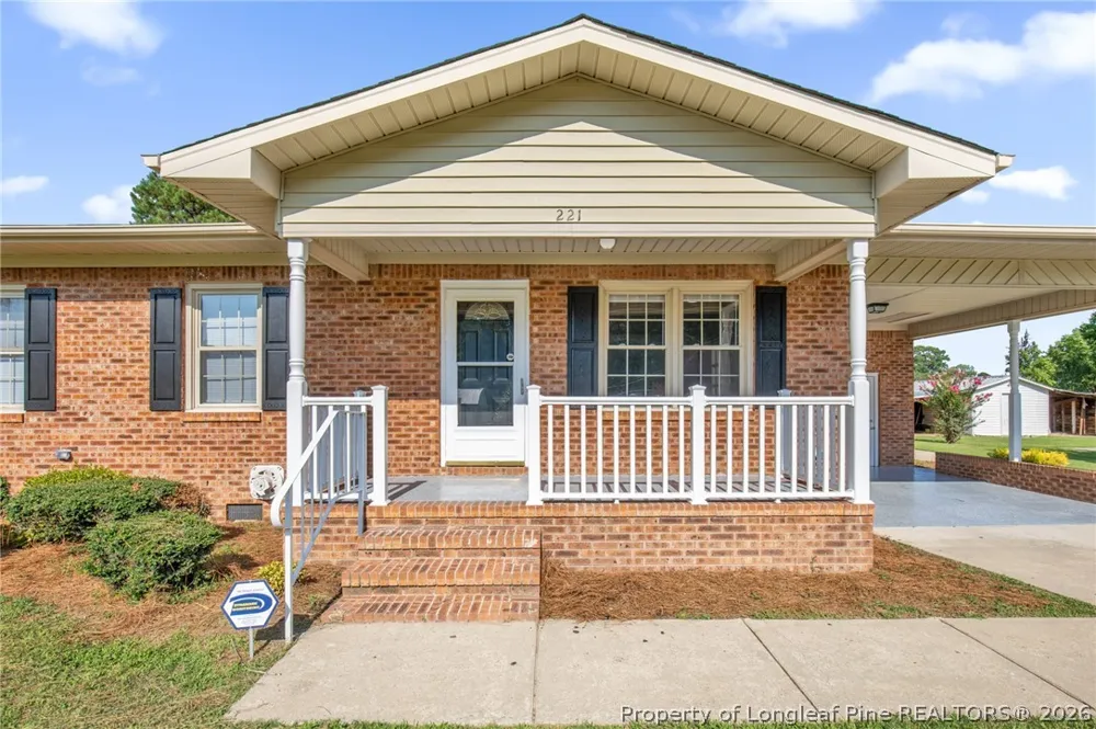 221 Old Baker Road Maxton, NC 28364