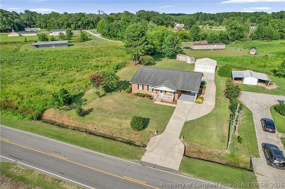 221 Old Baker Road Maxton, NC 28364