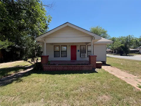 1541 S 9th Street