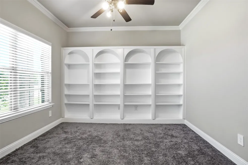 686 Navasota Drive Crandall, TX 75114