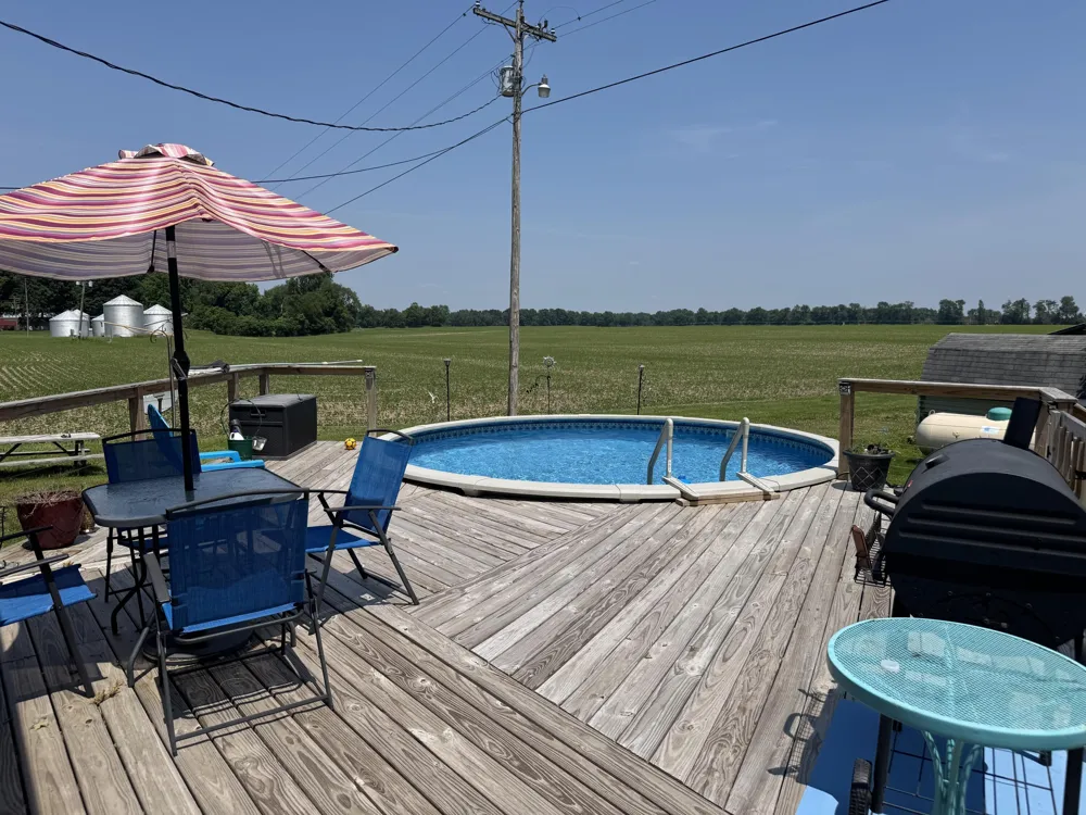 31004 Middle Crossing Road Dowagiac, MI 49047