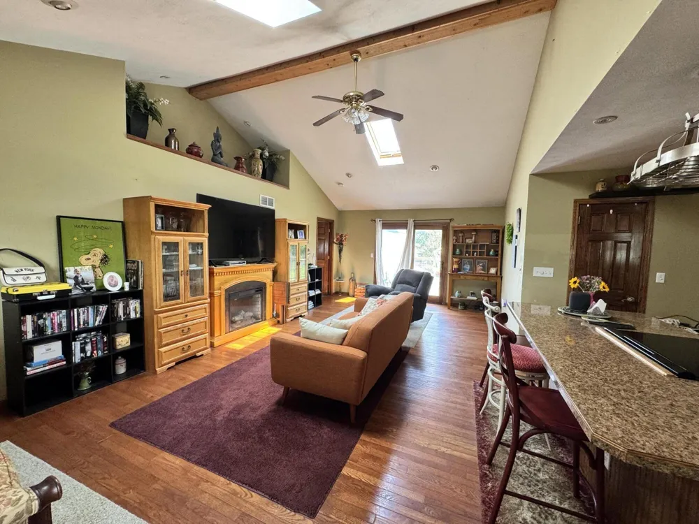 31004 Middle Crossing Road Dowagiac, MI 49047