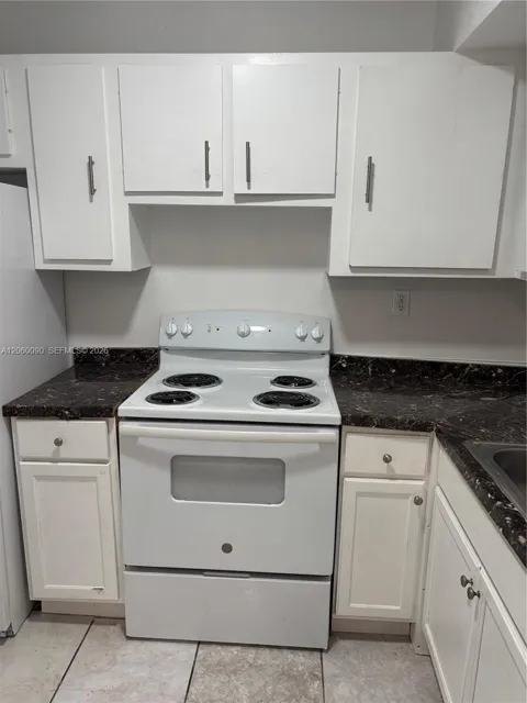 3600 NW 21st St #101