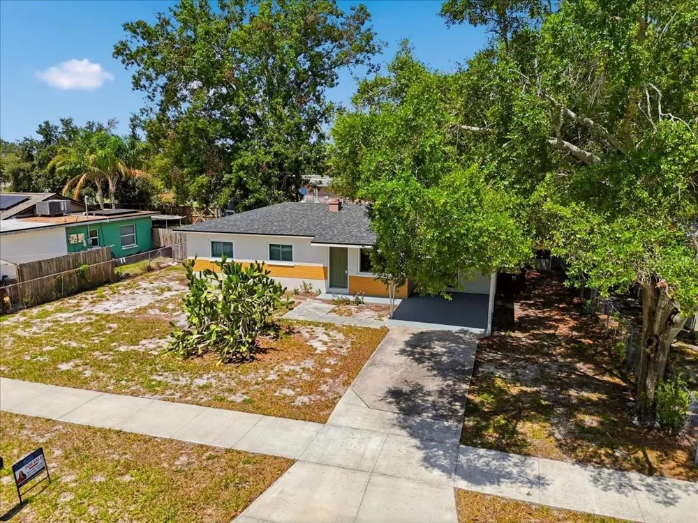 813 ELLERBE WAY Lakeland, FL 33801