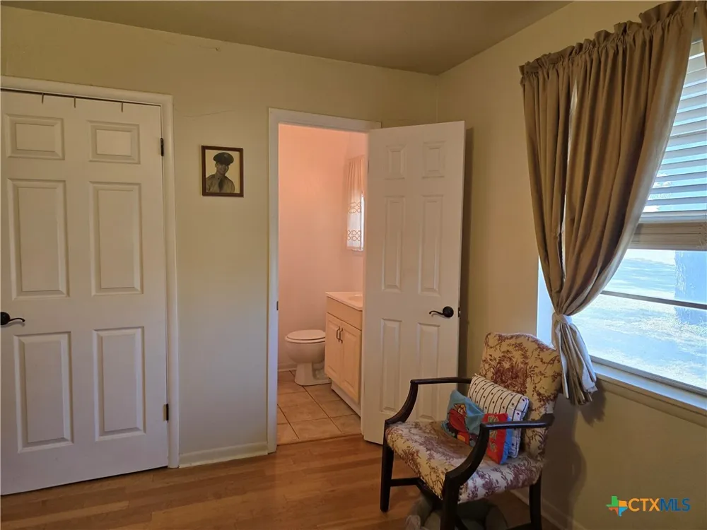 14947 E Highway 36 Highway Jonesboro, TX 76538