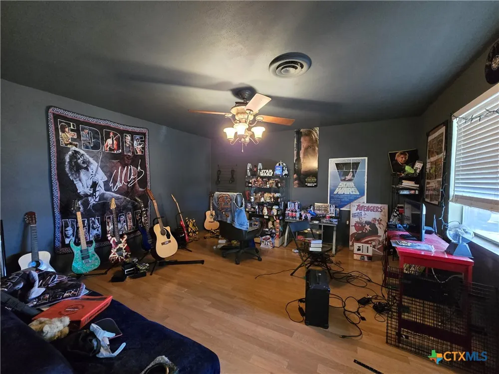 14947 E Highway 36 Highway Jonesboro, TX 76538