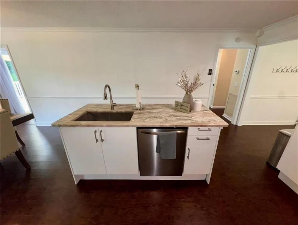 4205 Loftwood Drive Cohutta, GA 30710