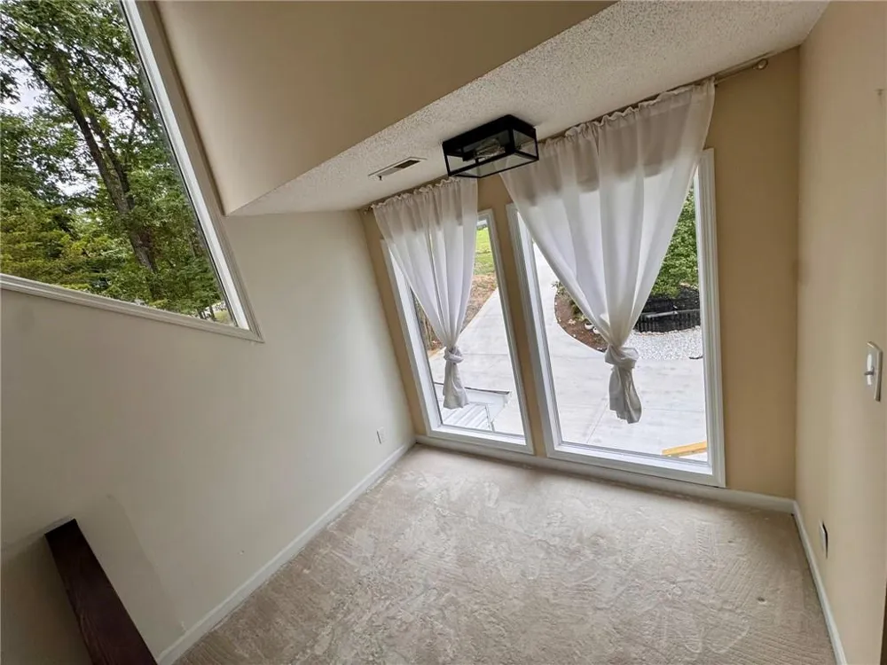 4205 Loftwood Drive Cohutta, GA 30710