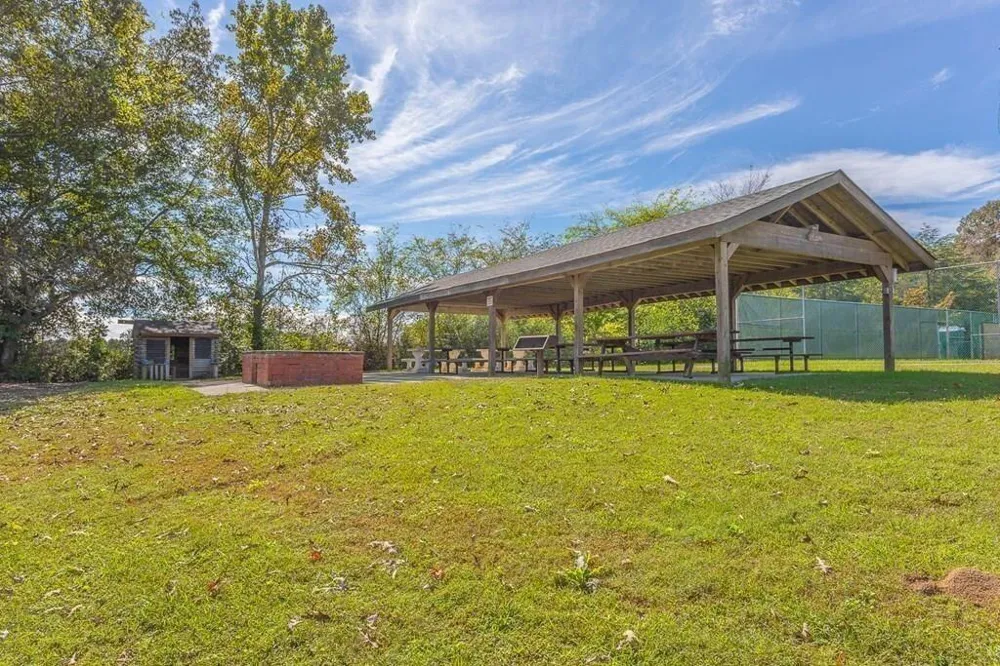 4205 Loftwood Drive Cohutta, GA 30710