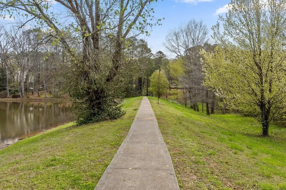 4205 Loftwood Drive Cohutta, GA 30710