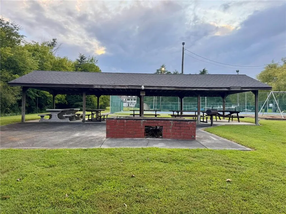 4205 Loftwood Drive Cohutta, GA 30710