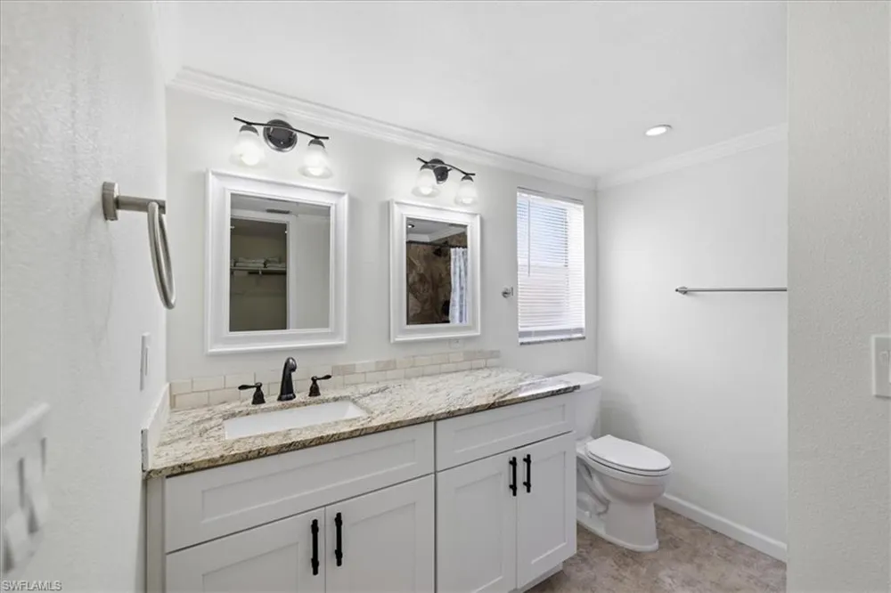 5702 Foxlake Drive #4 North Fort Myers, FL 33917