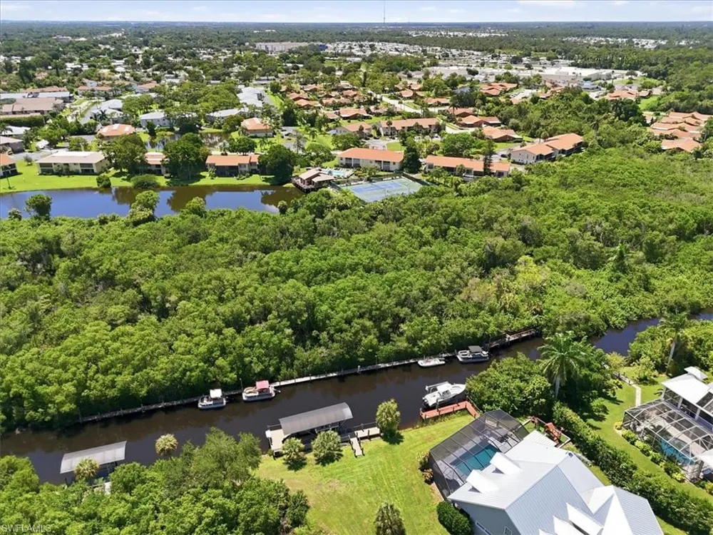 5702 Foxlake Drive #4 North Fort Myers, FL 33917
