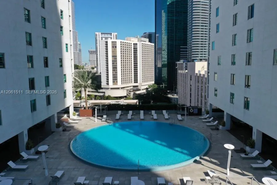 500 Brickell Ave #2407 Miami, FL 33131