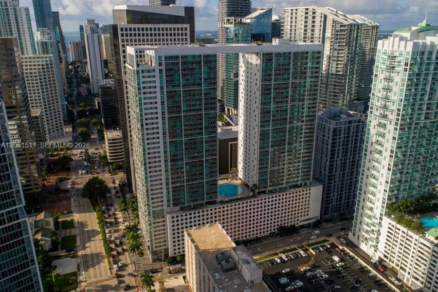500 Brickell Ave #2407 Miami, FL 33131