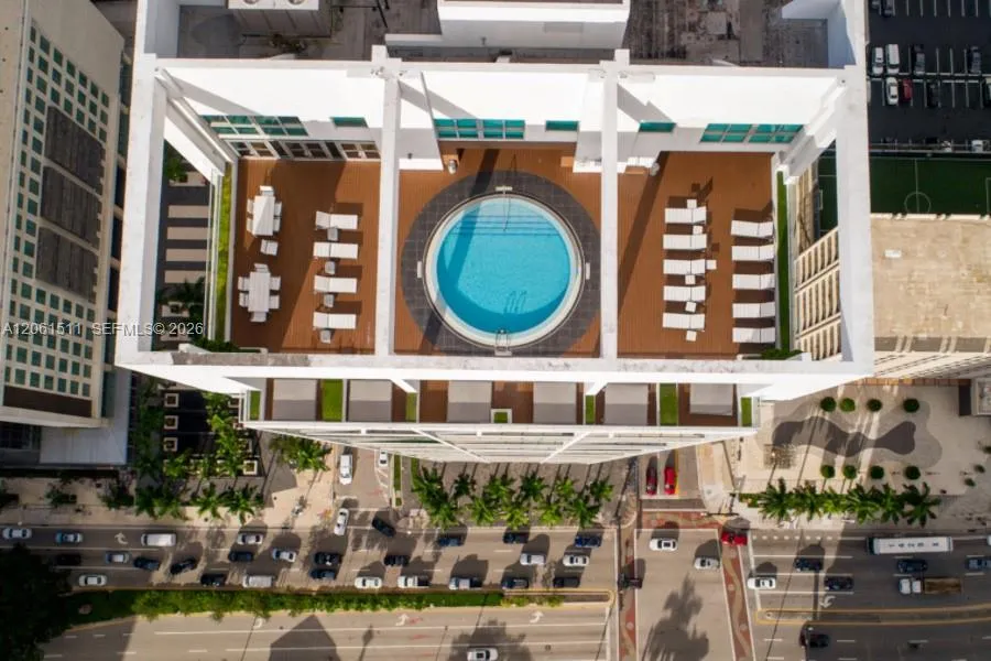 500 Brickell Ave #2407 Miami, FL 33131