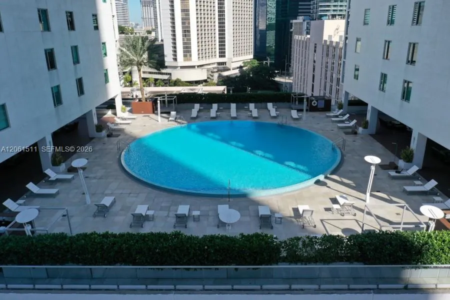 500 Brickell Ave #2407 Miami, FL 33131