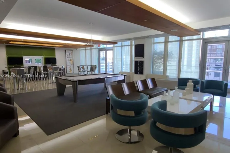 500 Brickell Ave #2407 Miami, FL 33131