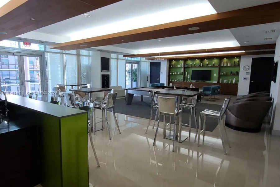 500 Brickell Ave #2407 Miami, FL 33131