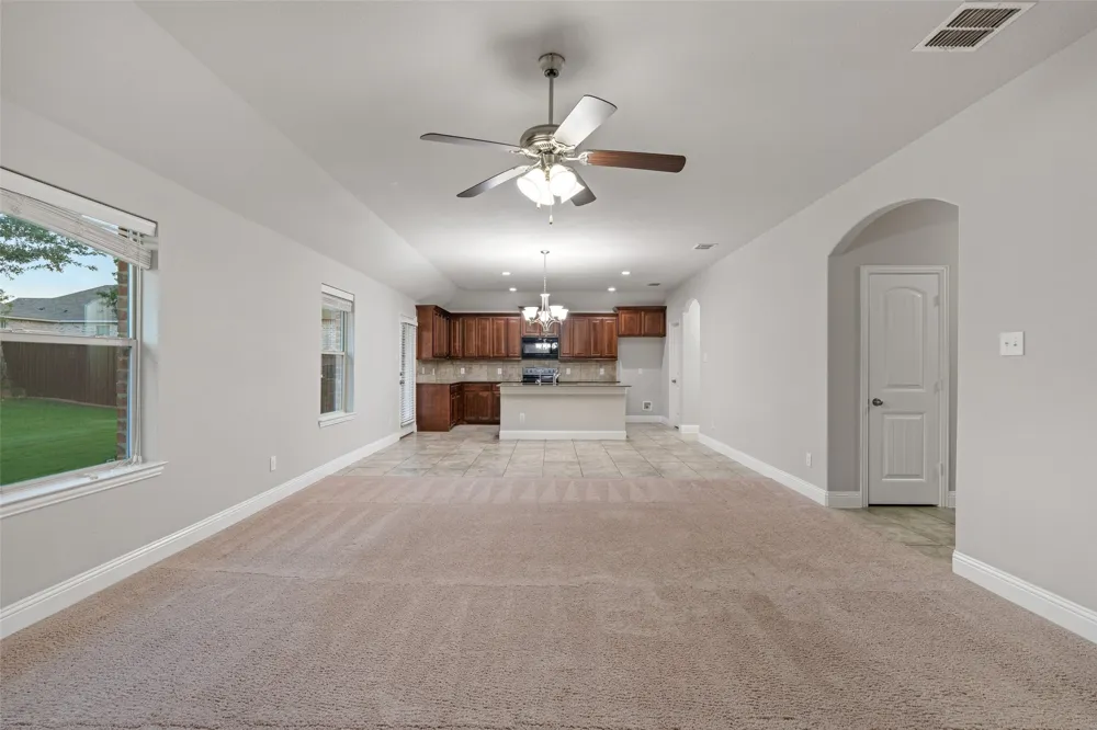 3733 Cecelia Lane Forest Hill, TX 76140