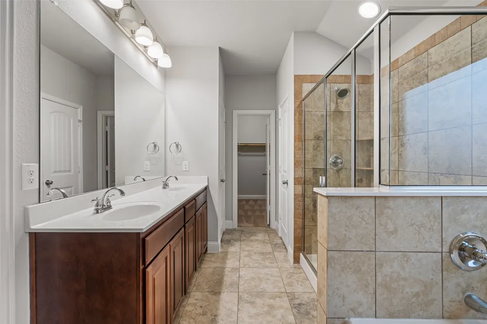 3733 Cecelia Lane Forest Hill, TX 76140