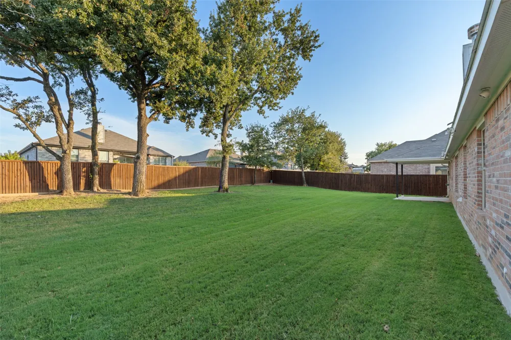 3733 Cecelia Lane Forest Hill, TX 76140