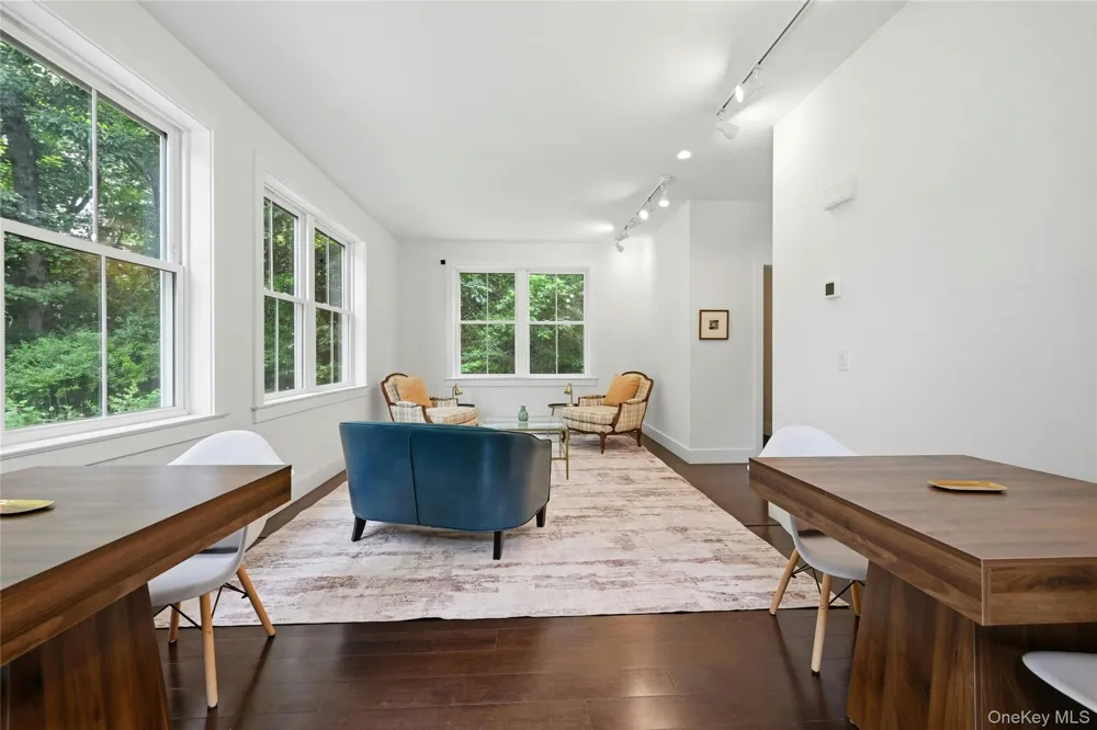 13595 Soundview Avenue Southold, NY 11971