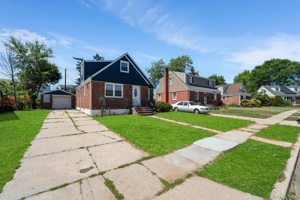 1977 Jackson Avenue Elmont, NY 11003