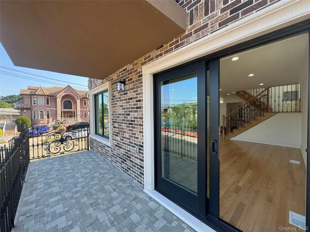 168-19 12th Road Whitestone, NY 11357