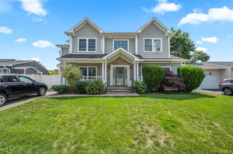 19 Manetto Drive