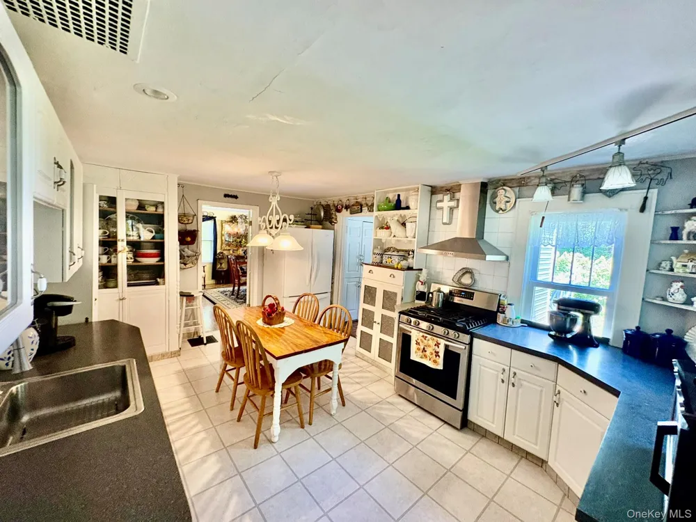 909 County Road 93 Roscoe, NY 12776