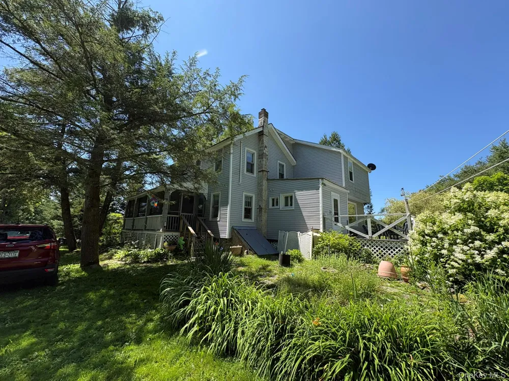 909 County Road 93 Roscoe, NY 12776