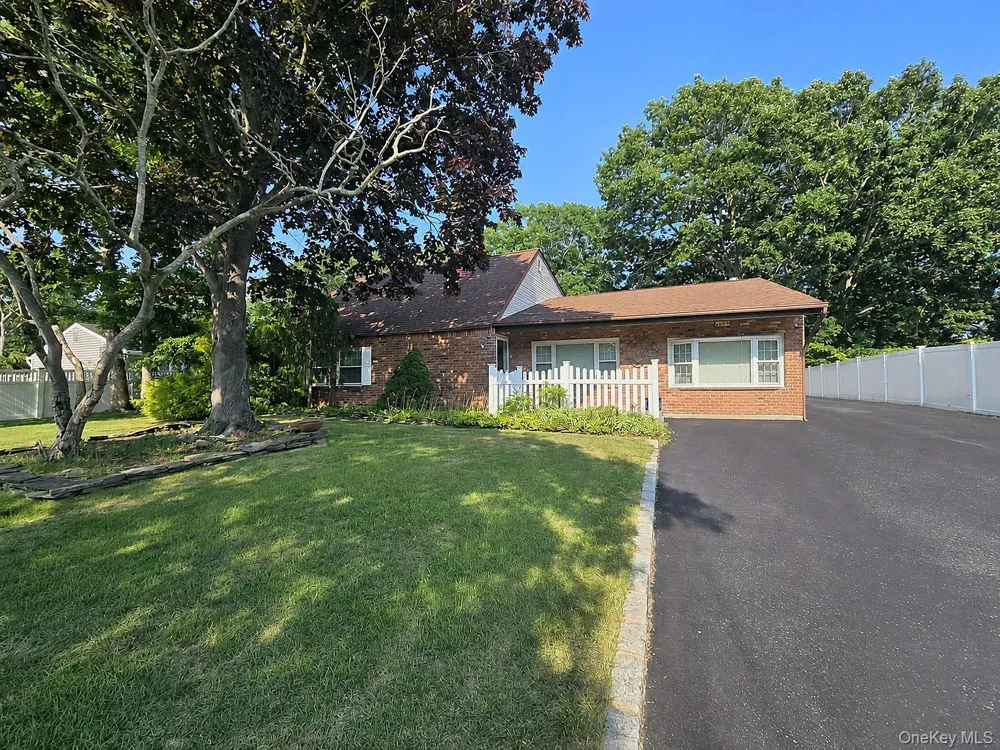 60 Meyer Lane Medford, NY 11763