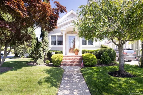 714 Wyckoff Avenue