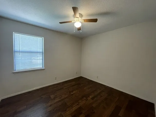 7536 Meadowlark Lane Watauga, TX 76148
