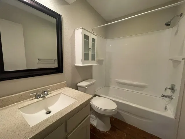 7536 Meadowlark Lane Watauga, TX 76148