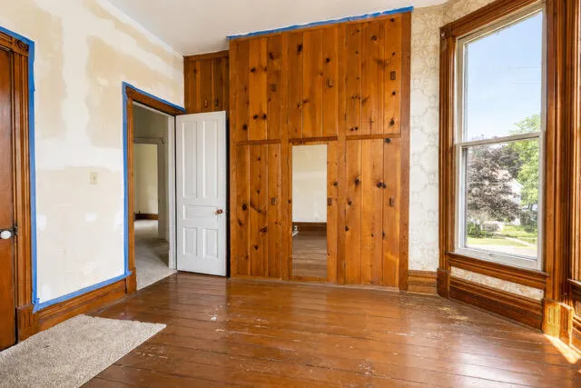 214 Gremps Street Paw Paw, MI 49079
