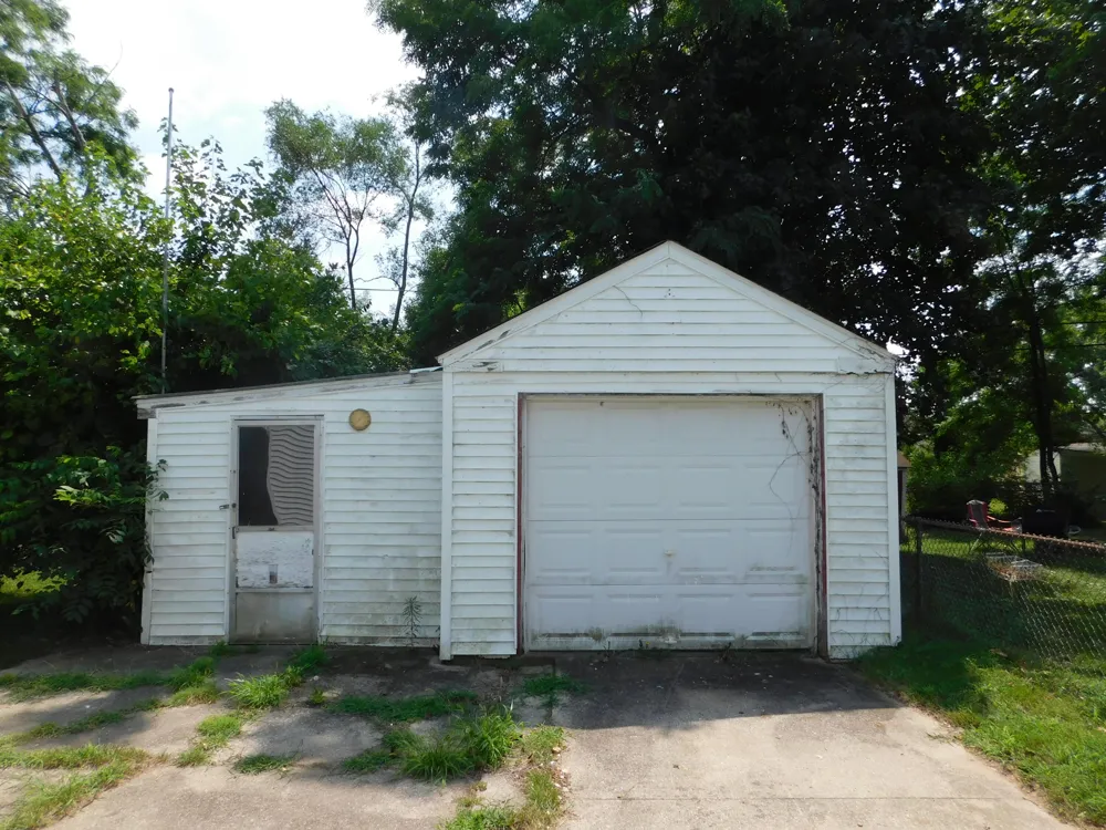 1710 Cass Street Niles, MI 49120