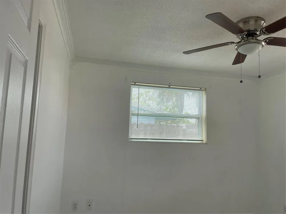 6902 SW 15th Street North Lauderdale, FL 33068
