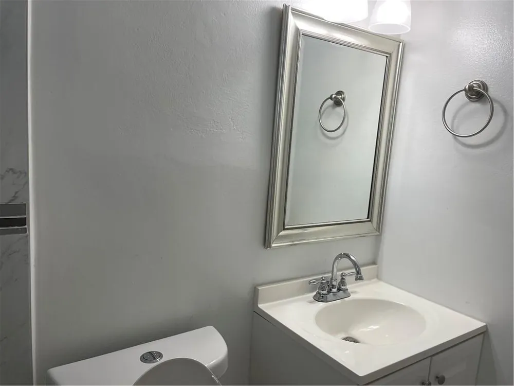 6902 SW 15th Street North Lauderdale, FL 33068