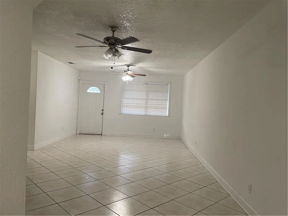6902 SW 15th Street North Lauderdale, FL 33068