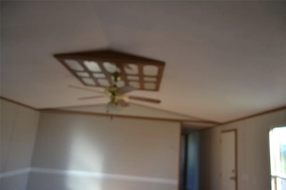 5893 SE County Road 2050 Corsicana, TX 75109